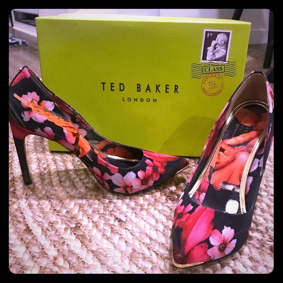 Ted Baker Black Floral heels - Picture 1 of 4